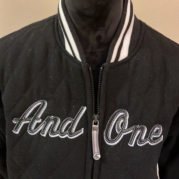 And 1 Retro Diamond Quilted Bomber Jacket. No tag will include measurement. - Picture 5 of 9